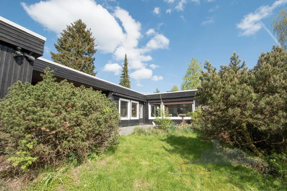 Immobilienangebot - Königstein im Taunus / Falkenstein - Alle - Einfamilienhaus mit Potenzial in begehrter Lage von Königstein-Falkenstein - provisionsfrei!