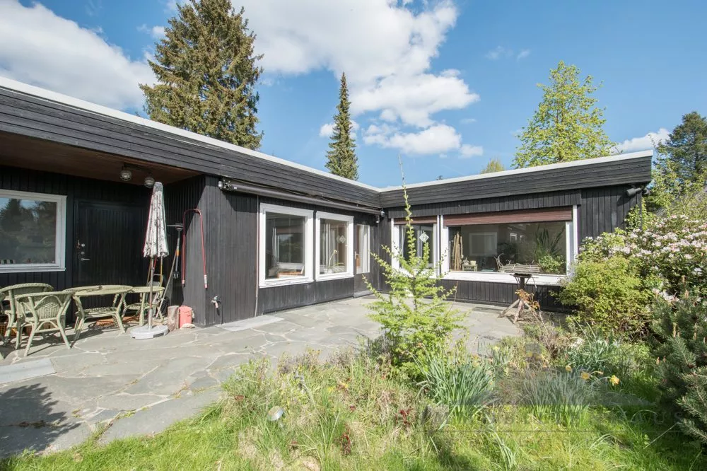 Immobilienangebot - Königstein im Taunus / Falkenstein - Alle - Einfamilienhaus mit Potenzial in begehrter Lage von Königstein-Falkenstein - provisionsfrei!