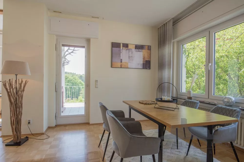 Immobilienangebot - Glashütten - Alle - Einfamilienhaus in einzigartiger Feldrandlage von Glashütten - provisionsfrei!