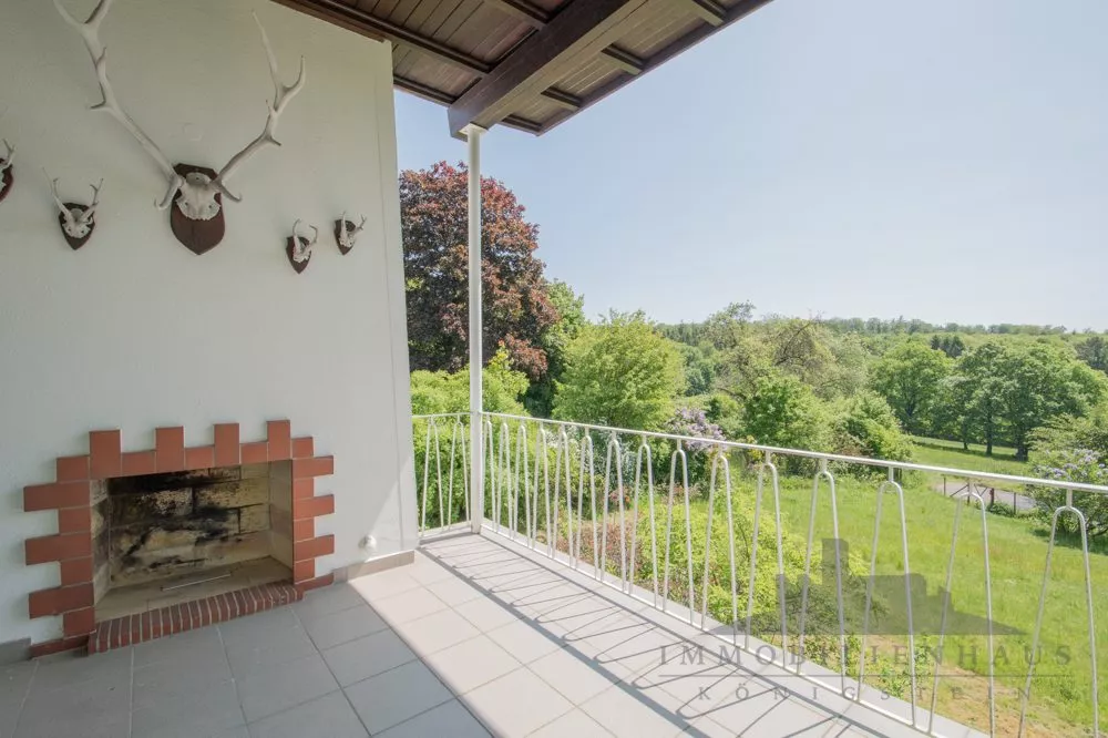 Immobilienangebot - Glashütten - Alle - Einfamilienhaus in einzigartiger Feldrandlage von Glashütten - provisionsfrei!