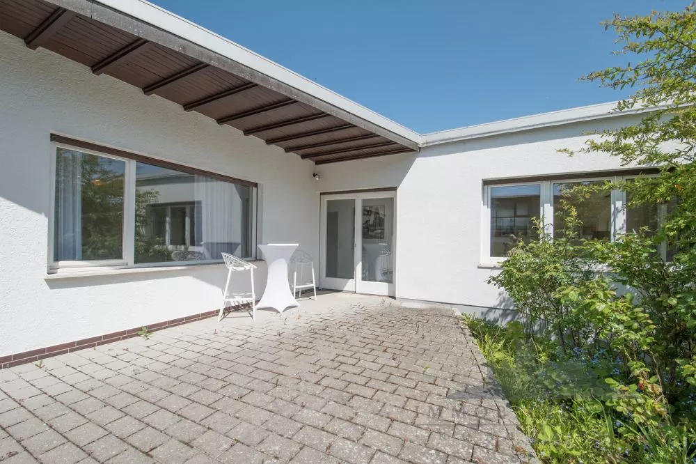 Immobilienangebot - Glashütten - Alle - Einfamilienhaus in einzigartiger Feldrandlage von Glashütten - provisionsfrei!