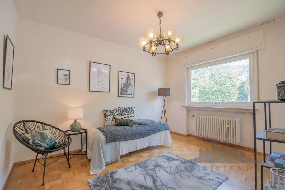 Immobilienangebot - Glashütten - Alle - Einfamilienhaus in einzigartiger Feldrandlage von Glashütten - provisionsfrei!