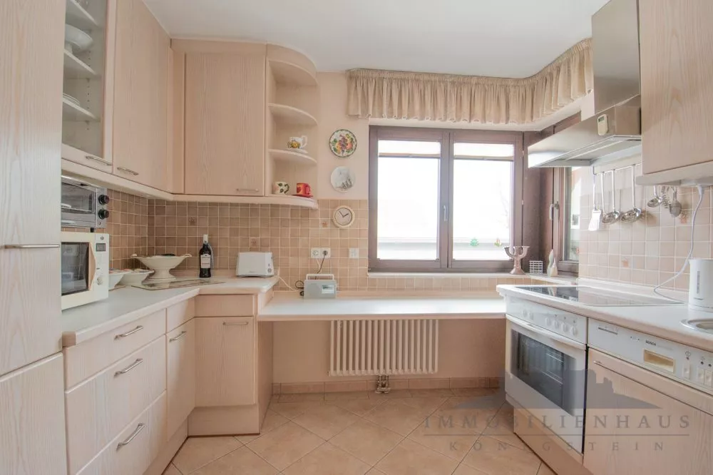 Immobilienangebot - Bad Soden am Taunus - Alle - Provisionsfrei! Gepflegte 3-Zimmer-Wohnung in 1A-Lage von Bad Soden mit Balkon und 2 TG-Plätzen
