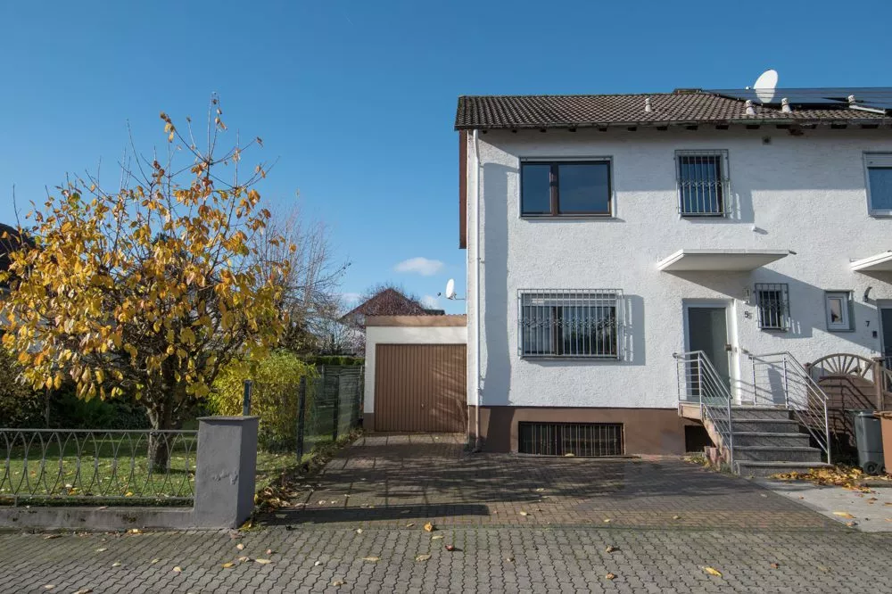 Immobilienangebot - Hammersbach - Alle - Doppelhaushälfte mit großem Garten - Provisionsfrei für Käufer
