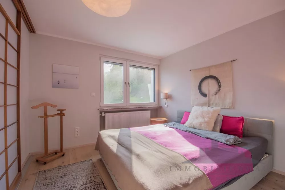 Immobilienangebot - Weilrod - Alle - Saniertes Einfamilienhaus mit großem Grundstück und Panoramablick für Naturliebhaber, provisionsfrei