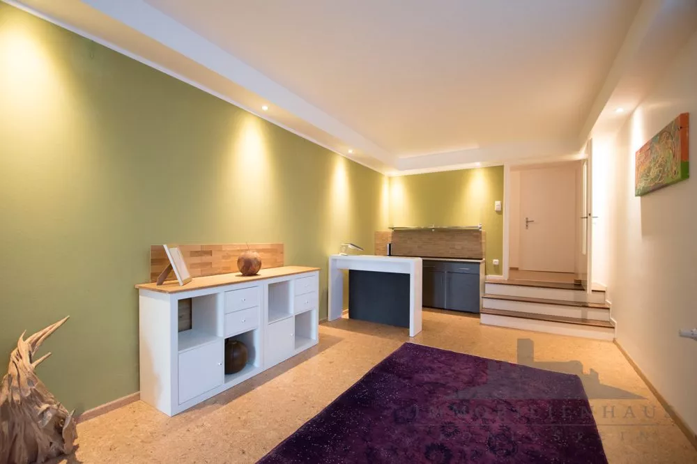 Immobilienangebot - Weilrod - Alle - Saniertes Einfamilienhaus mit großem Grundstück und Panoramablick für Naturliebhaber, provisionsfrei