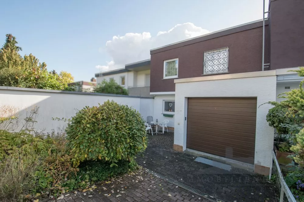 Immobilienangebot - Bad Nauheim - Alle - Gepflegtes Reihenhaus in bester Lage von Bad Nauheim - provisionsfrei