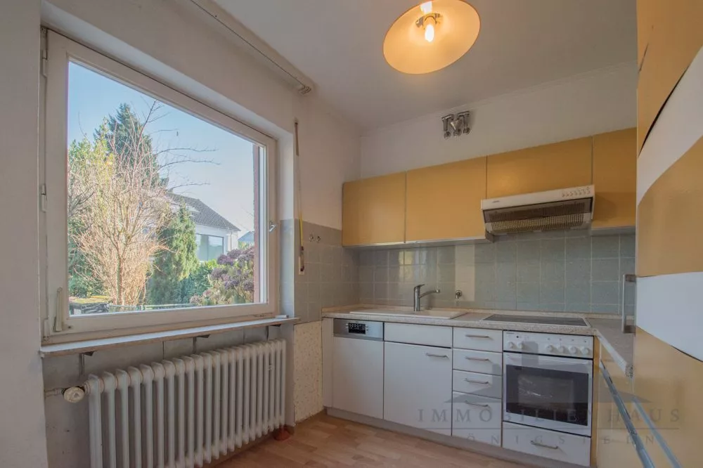 Immobilienangebot - Frankfurt am Main / Hausen - Alle - Attraktives Reihenhaus in bester Lage von Frankfurt-Hausen - provisionsfrei