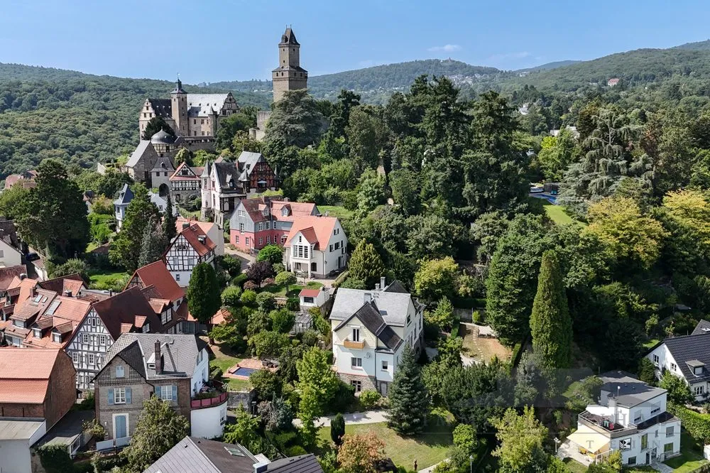 Immobilienangebot - Kronberg im Taunus - Alle - Seltenes Schmuckstück in bester Altstadtlage von Kronberg - provisionsfrei