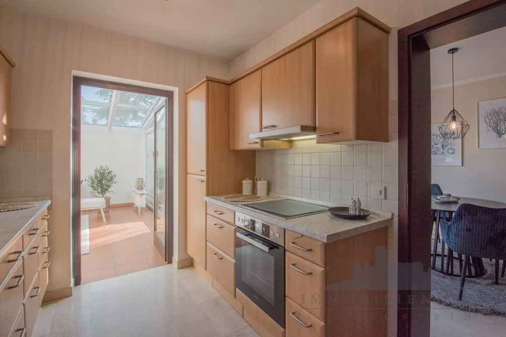 Immobilienangebot - Königstein im Taunus - Alle - Großzügiges Einfamilienhaus in exklusiver Lage von Königstein mit Burgblick - provisionsfrei