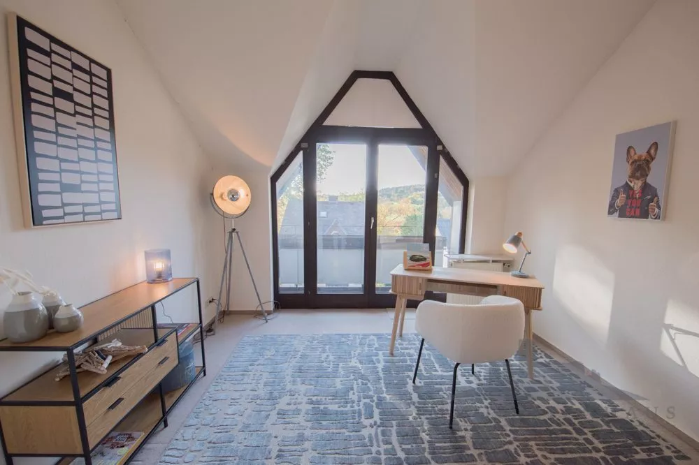 Immobilienangebot - Königstein im Taunus - Alle - Großzügiges Einfamilienhaus in exklusiver Lage von Königstein mit Burgblick - provisionsfrei