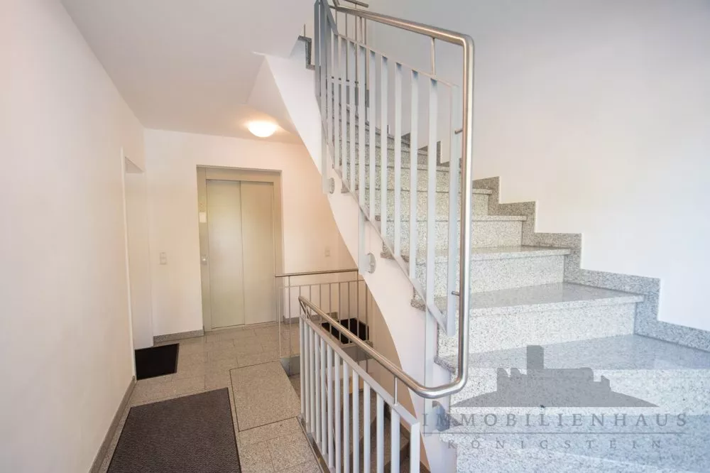 Immobilienangebot - Königstein im Taunus - Alle - Moderne 3-Zimmer-Wohnung in zentraler Innenstadtlage von Königstein