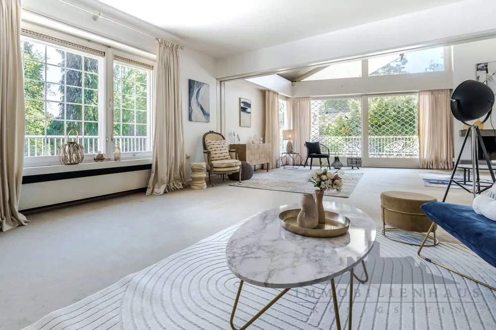 Immobilienangebot - Königstein im Taunus - Alle - Provisionsfrei: Repräsentative Villa in Top-Lage von Königstein – Sanierung oder Neubau