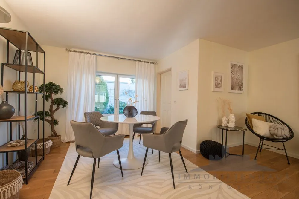Immobilienangebot - Königstein im Taunus - Alle - Viel Platz in bester Lage: Zweifamilienhaus in Königstein mit herrlichem Garten